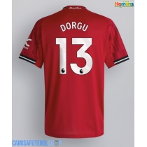 Camisa de time de futebol Manchester United Patrick Dorgu #13 Replicas 1º Equipamento 2025-26 Manga Curta
